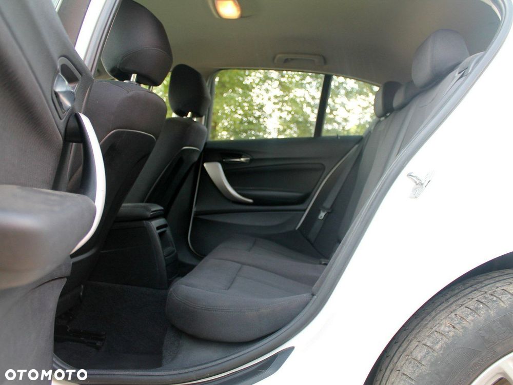 BMW Seria 1 - 15