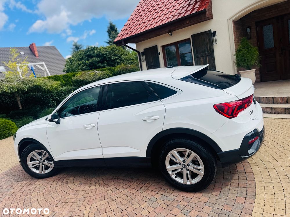 Audi Q3 Sportback - 36