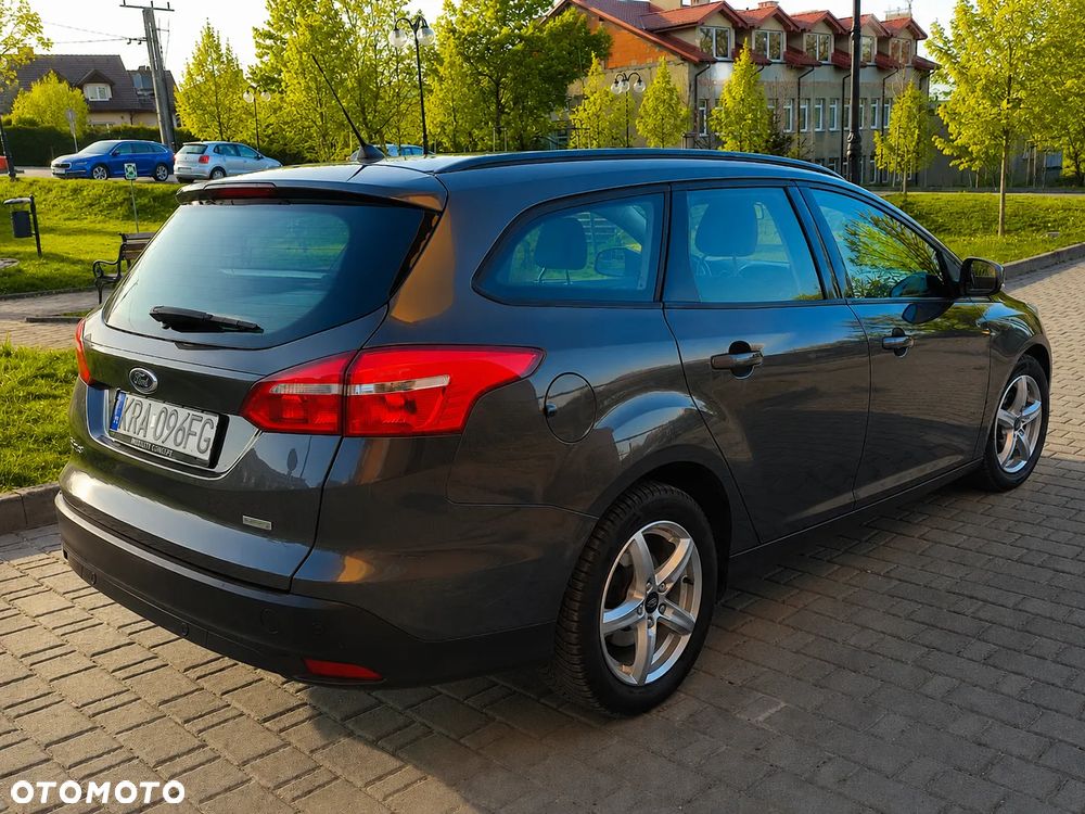 Ford Focus 1.0 EcoBoost Edition Start - 3