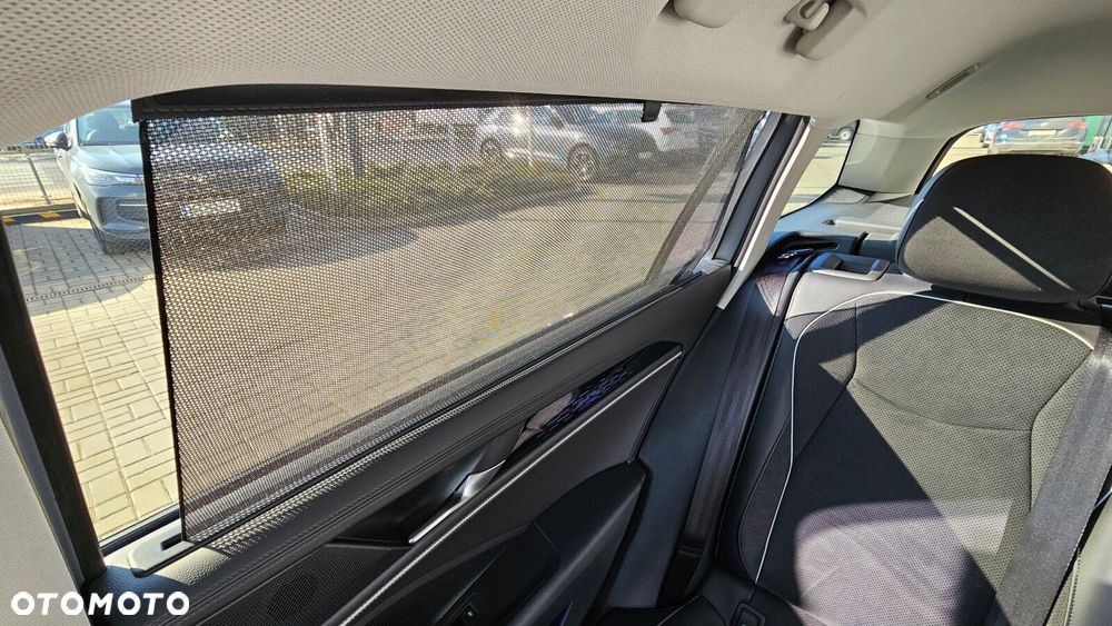 Volkswagen Passat Variant - 18