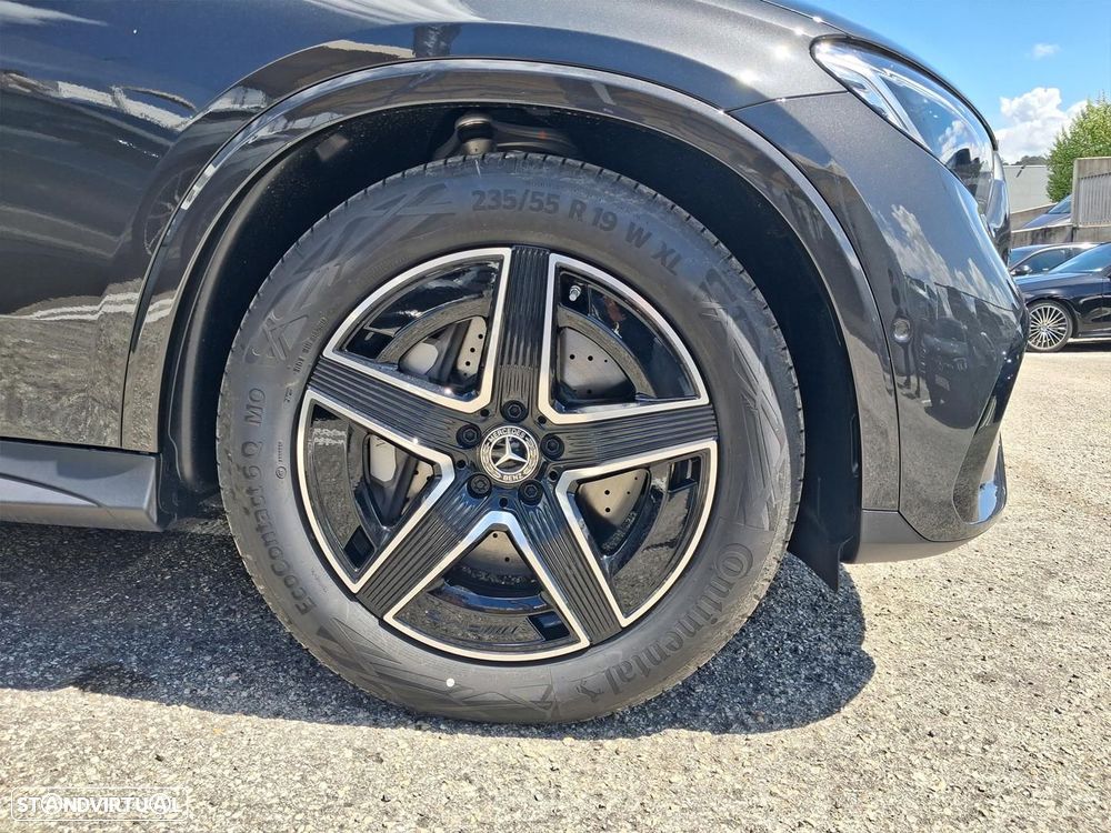 Mercedes-Benz GLC 300 e Coupe 4Matic - 5