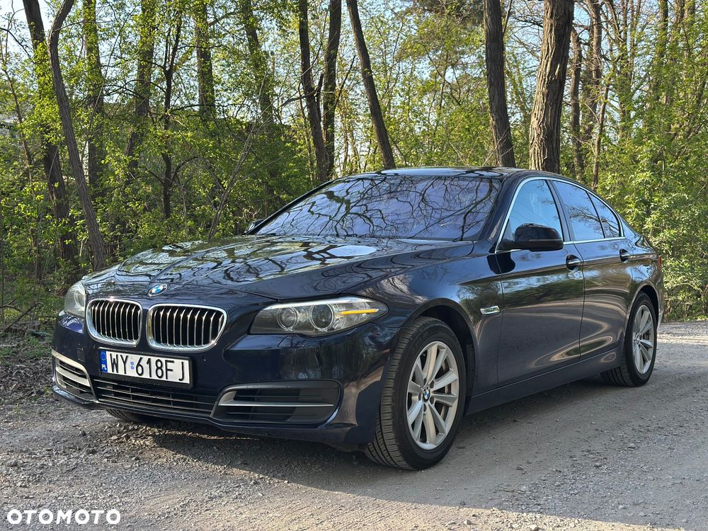 BMW Seria 5 528i xDrive - 9