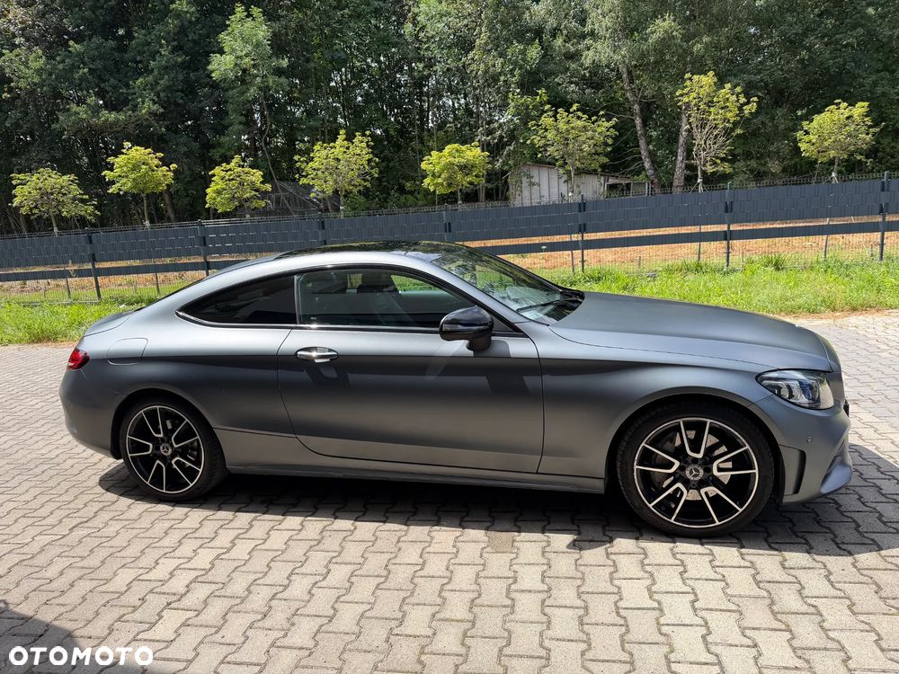 Mercedes-Benz Klasa C 300 4MATIC 9G-TRONIC - 2