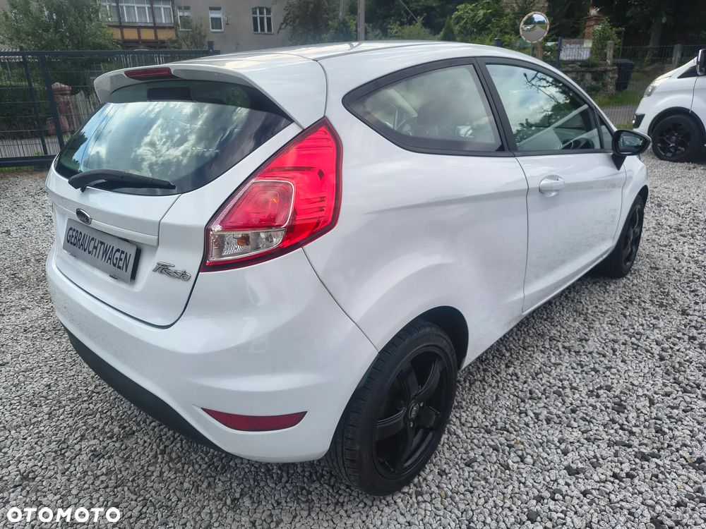 Ford Fiesta 1.25 Celebration - 6
