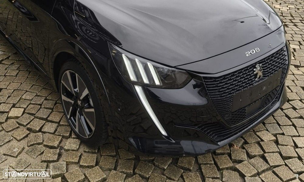 Peugeot e-208 50 kWh GT Pack - 8