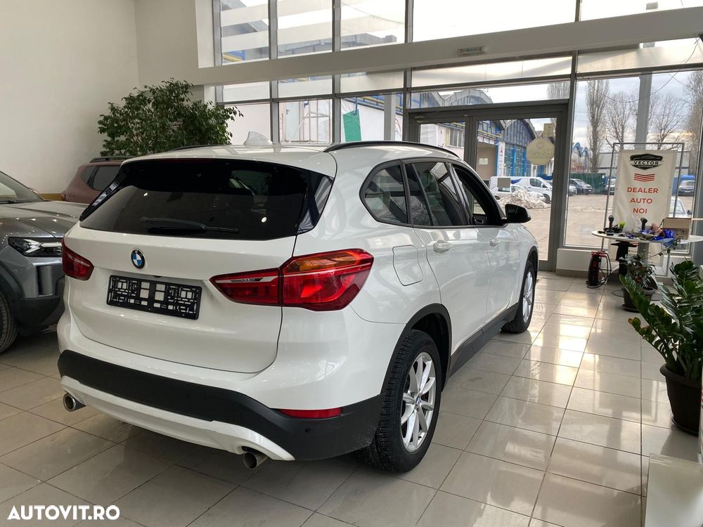 BMW X1 xDrive20i AT - 5