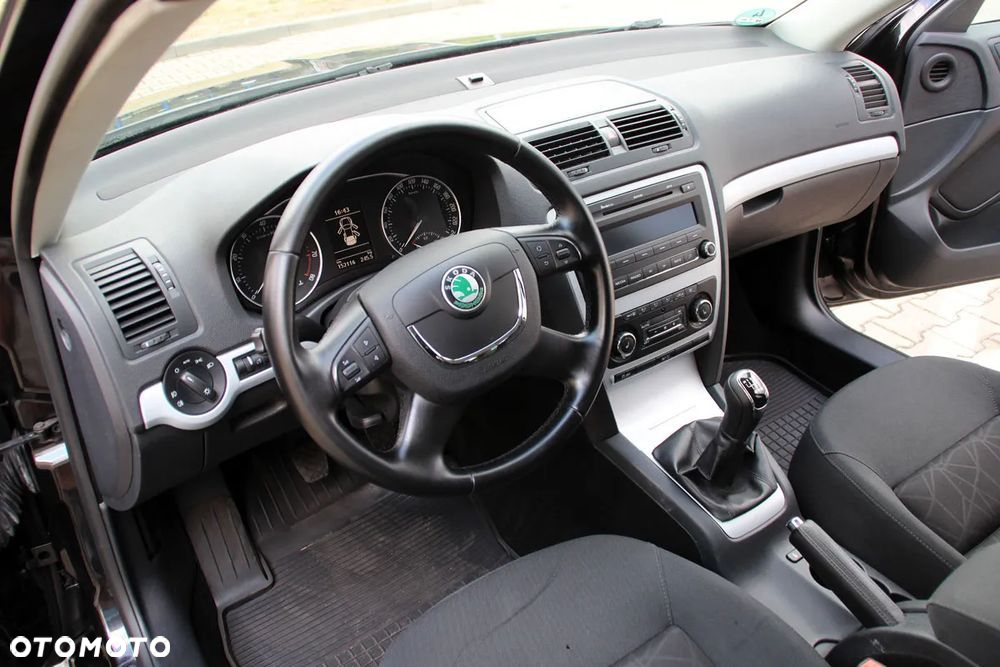 Skoda Octavia 1.8 TSI FAMILY - 20