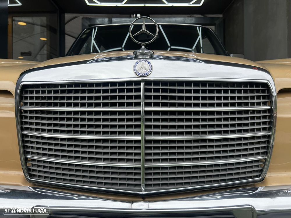 Mercedes-Benz W114/W115 (1968-1974) - 41