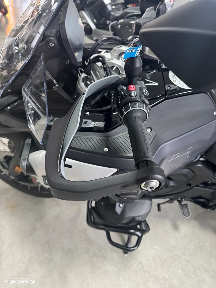 BMW R 1300 GS Adventure R1300GSA TRIPLE BLACK automática - 6