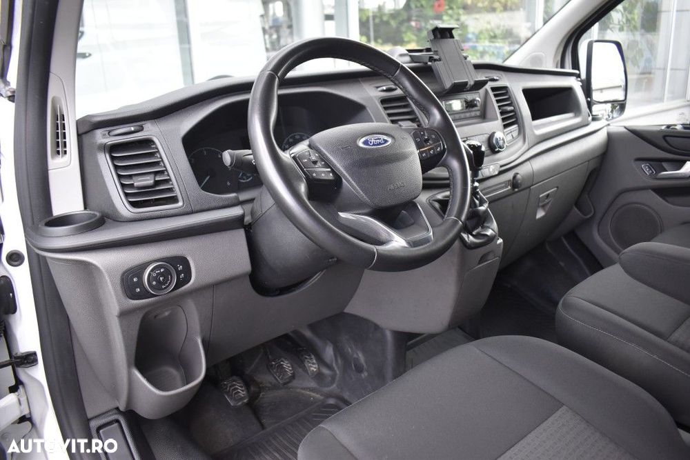 Ford Transit Custom - 33