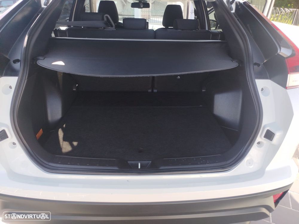 Mitsubishi Eclipse Cross - 14