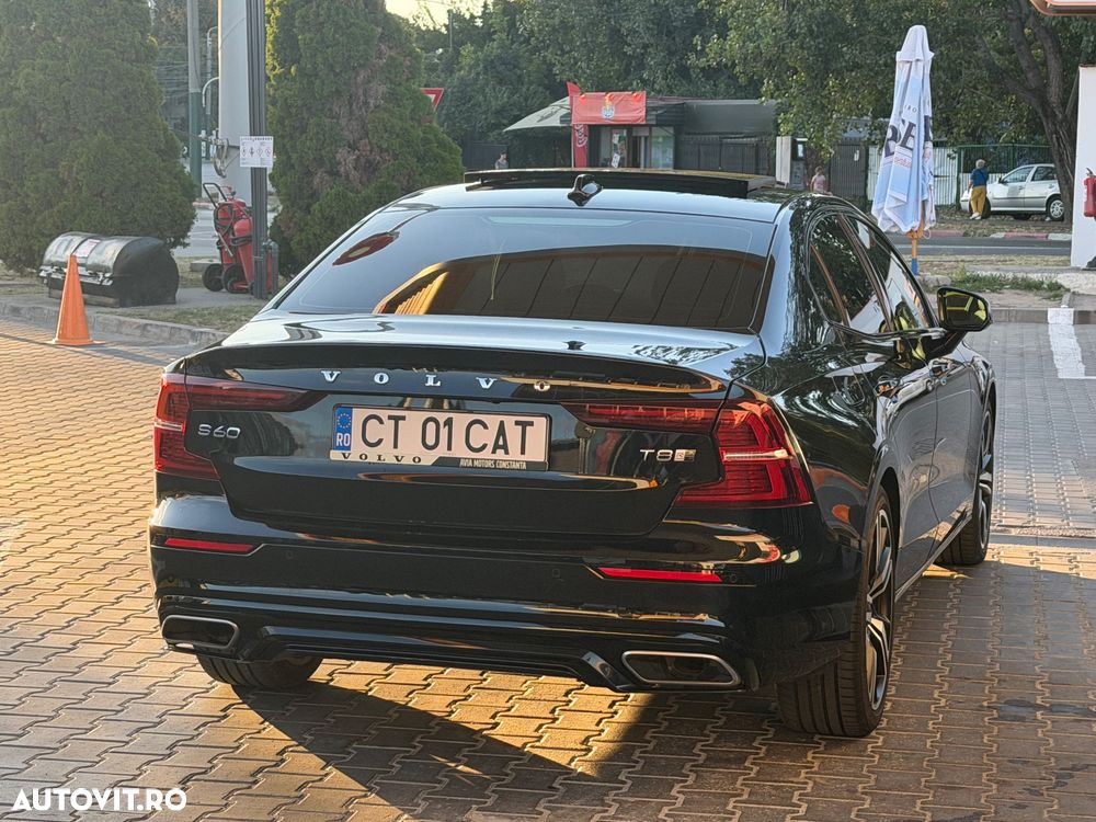 Volvo S60 T8 eAWD R-Design - 2