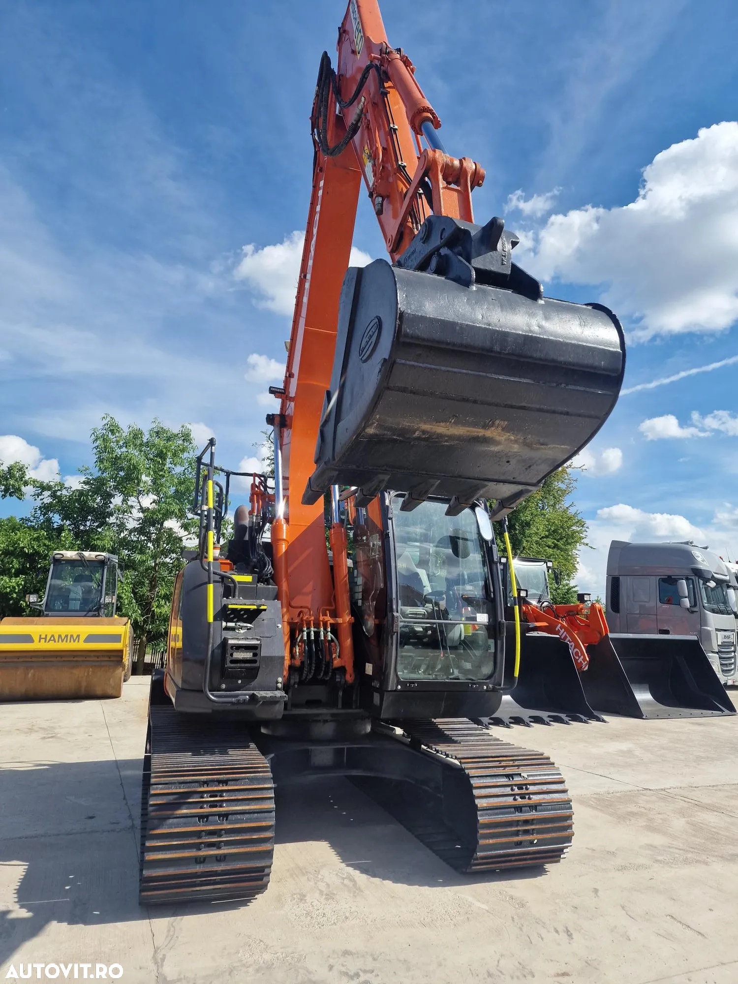 Hitachi ZX135-3.552h, 2020, LAMA NIVELARE, COMPACT in gabarit, CUPLA RAPIDA hidraulica, Int picon, Inst hidr rotire atasamente, Masa operationala 15,7t, ad sapare 6m, Ridica tevi 8,5t, camera spate si 2 laterale, consum 9l/h, sist antifurt, PROMOTIE 86900eur - 18