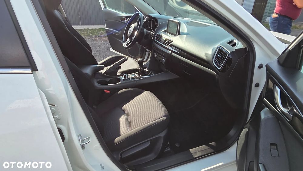 Mazda 3 - 10