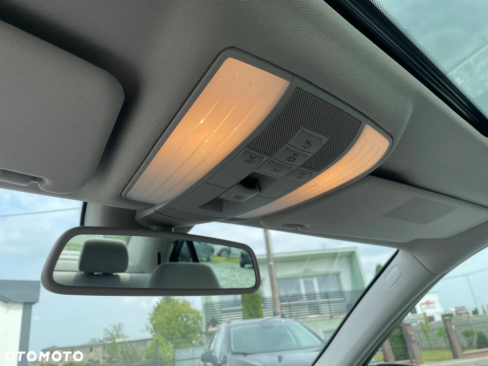 Mercedes-Benz Klasa E 350 CGI 7G-TRONIC Elegance - 13