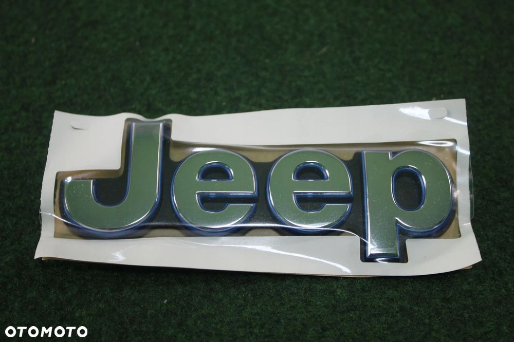 EMBLEMAT KLAPY BAGAŻNIKA JEEP COMPASS MV NOWY ORYGINAŁ 68511004AA - 1