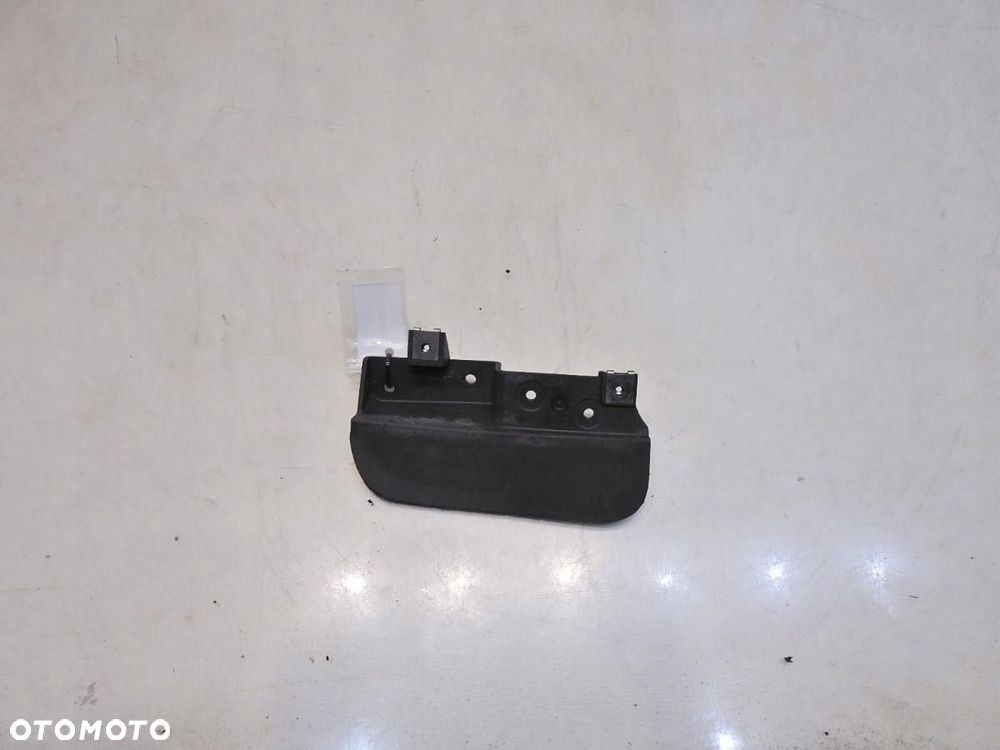 CHLAPACZ LEWY TYŁ AUDI A6 C6 4F0853833 - 3