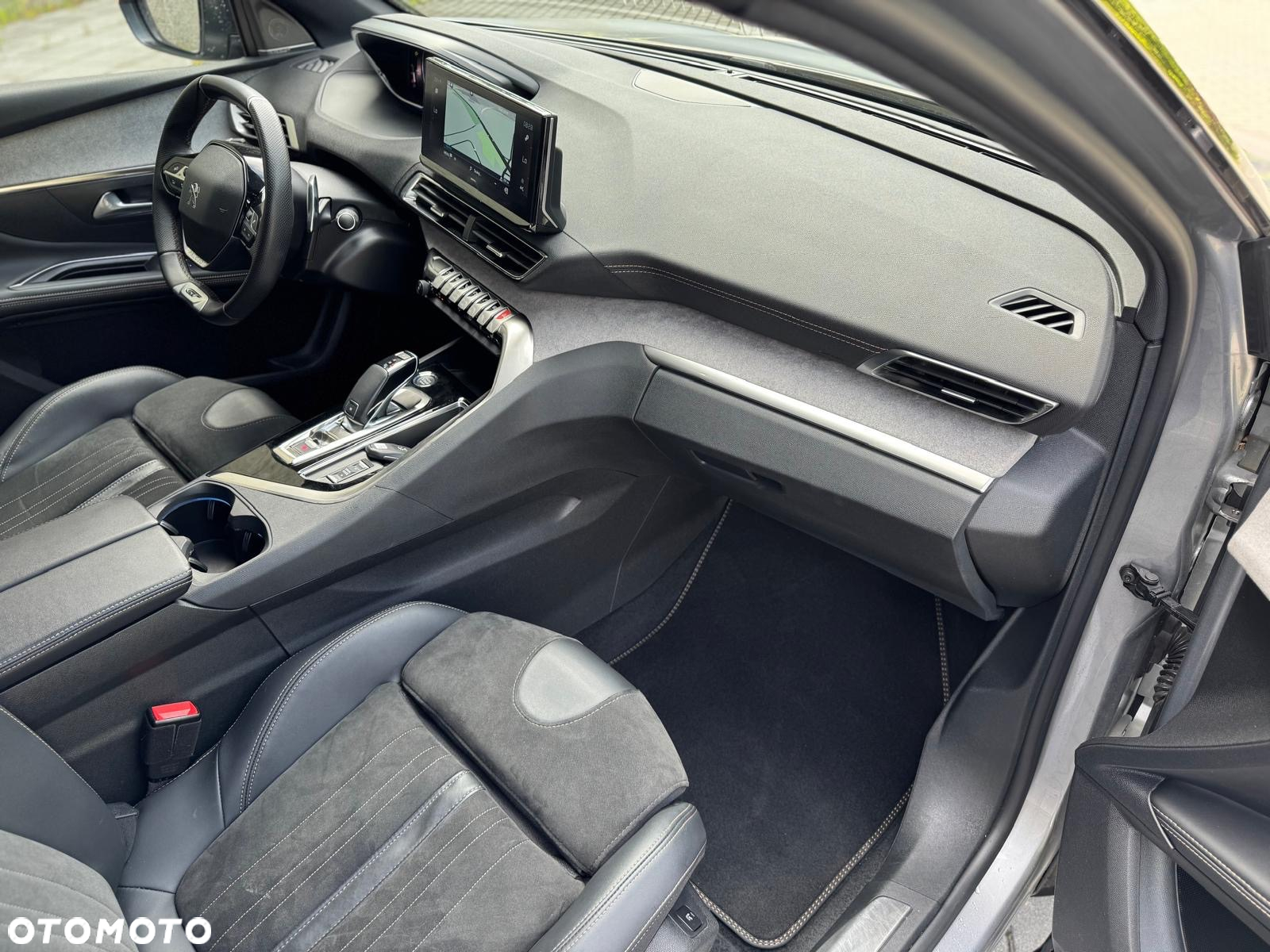 Peugeot 5008 - 17