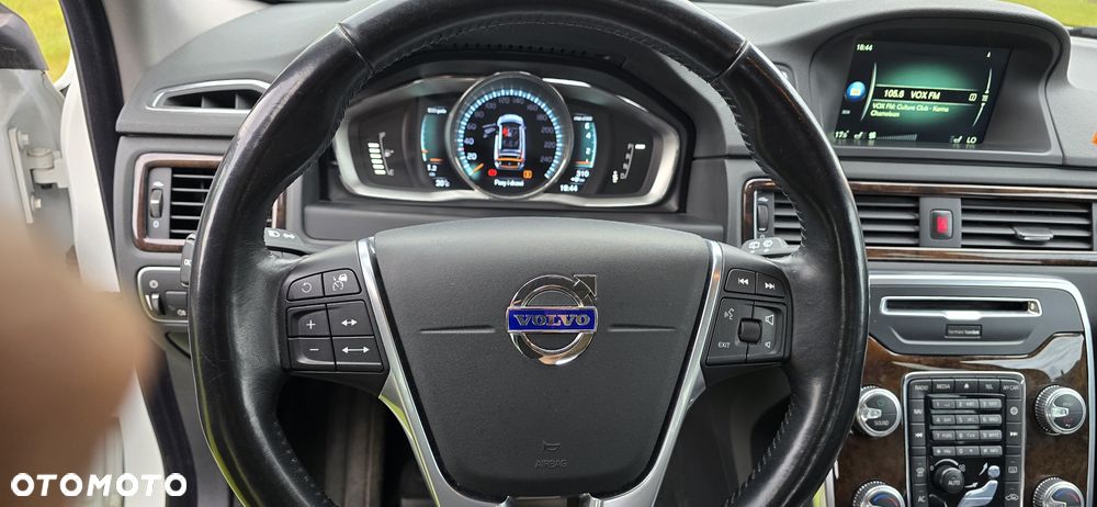 Volvo XC 70 T5 AWD Dynamic Summum - 16