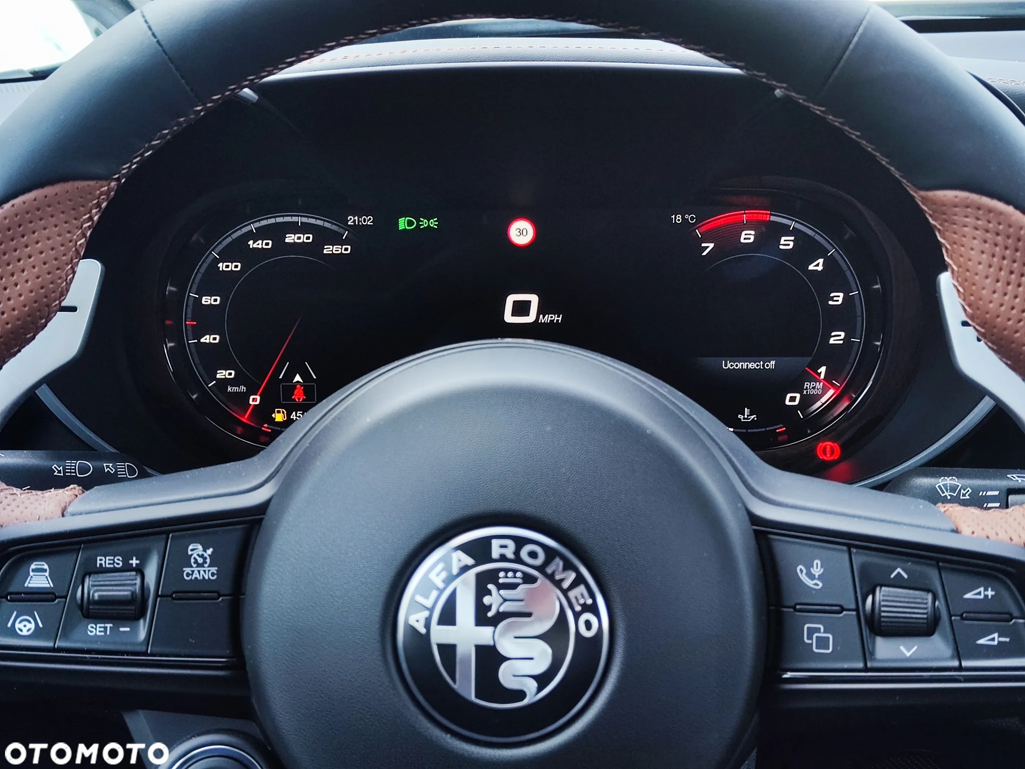 Alfa Romeo Giulia 2.0 Turbo Intensa Q4 - 25