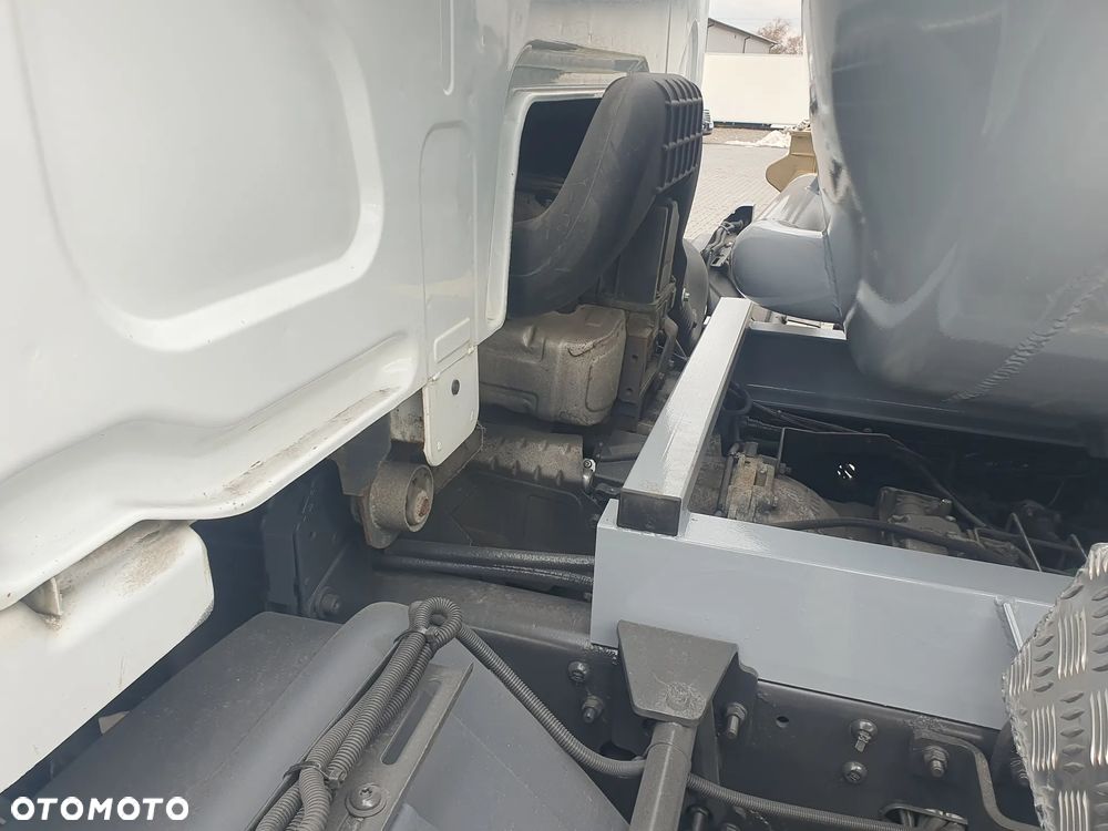 Renault Midlum 270 - 16