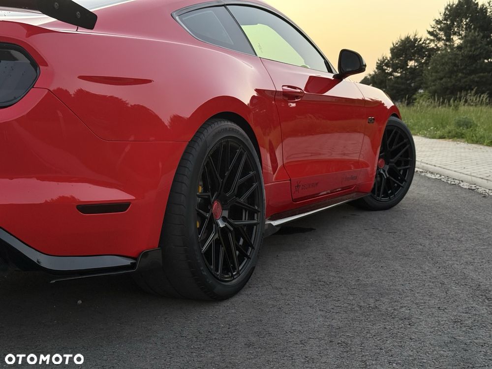 Ford Mustang 5.0 V8 GT - 22