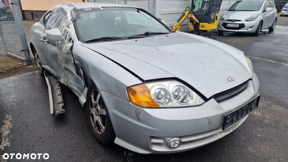 Hyundai coupe 2005r 105kW 2.0 b cały na części - 1
