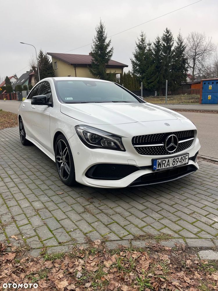 Mercedes-Benz CLA 220 4-Matic AMG Line - 5