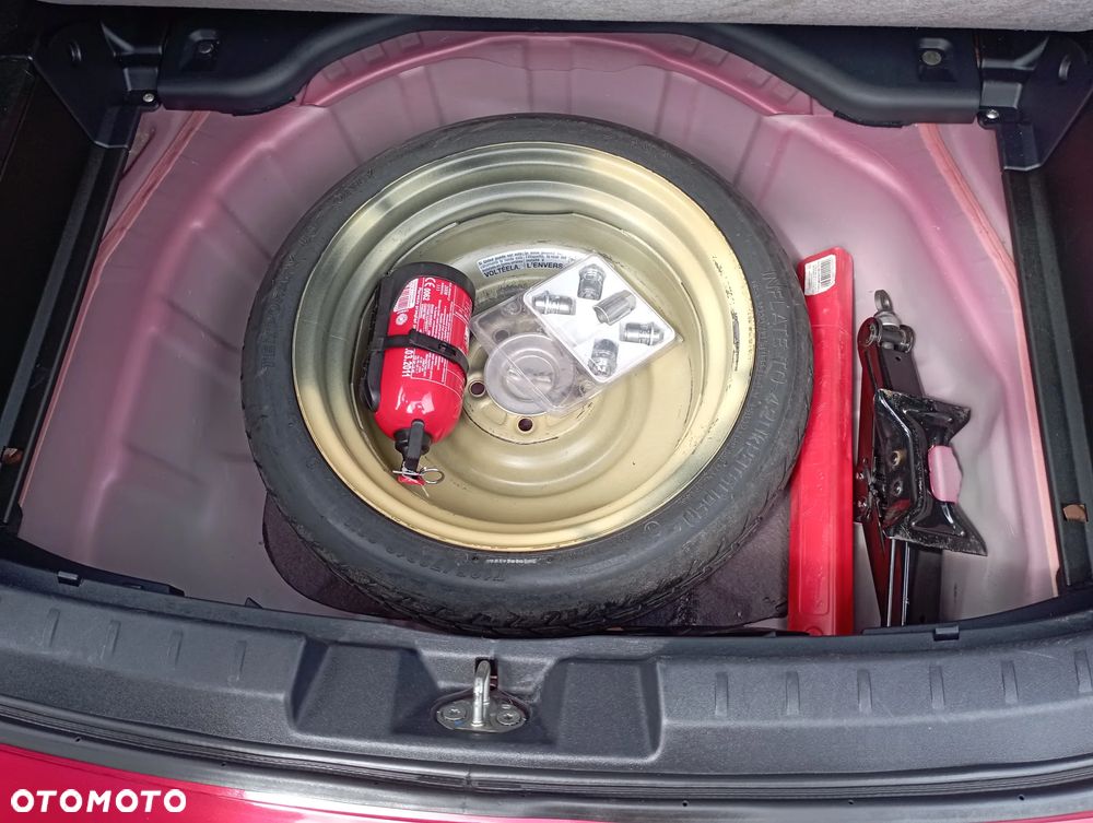 Mitsubishi Lancer 1.8 Invite - 23