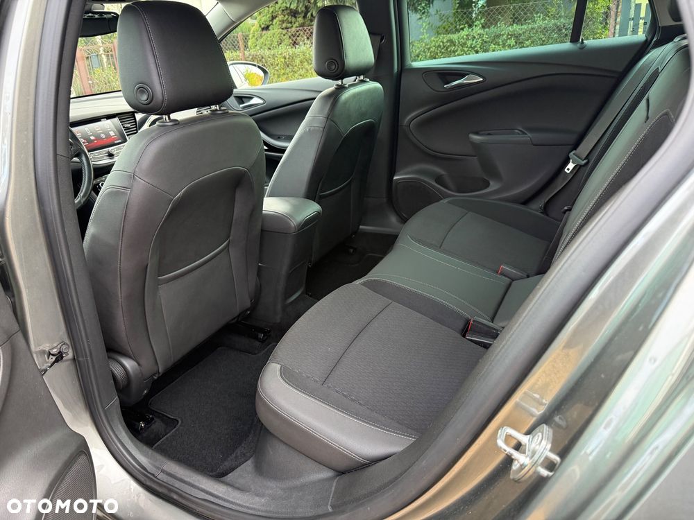 Opel Astra 1.4 Turbo Dynamic - 17