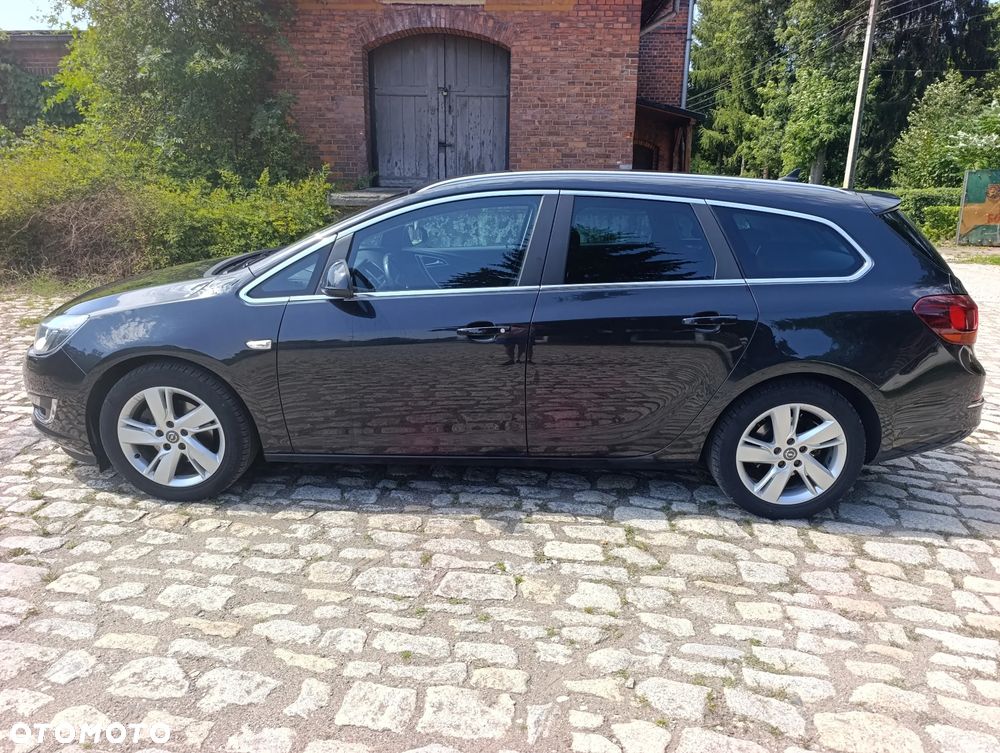 Opel Astra 2.0 CDTI ecoFLEX Start/Stop Exklusiv - 6