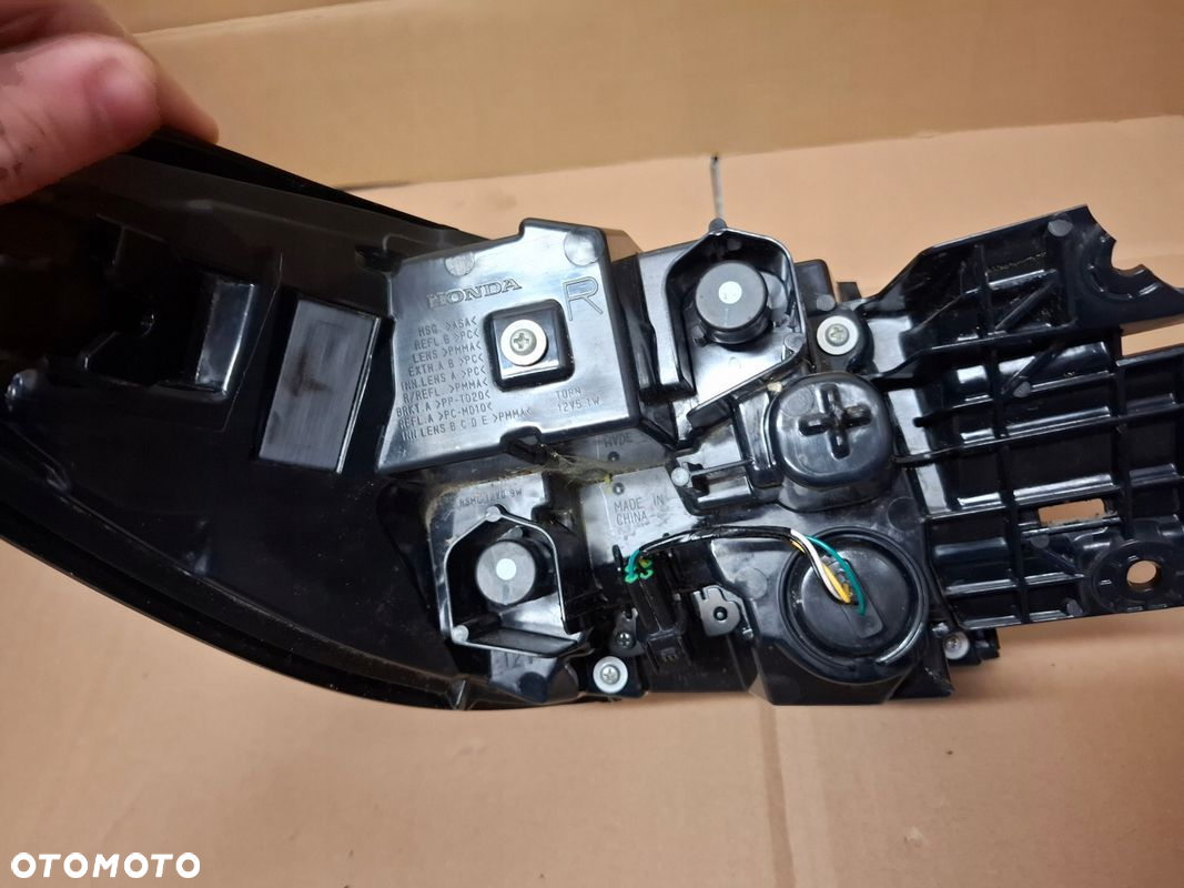 LAMPA TYLNA HONDA ZRV HRV H-RV ORYGINAŁ - 8