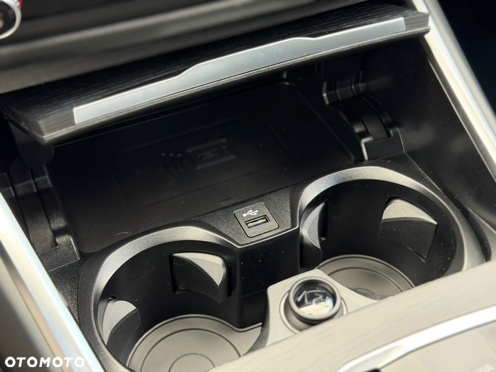 BMW Seria 3 320d xDrive mHEV M Sport - 25