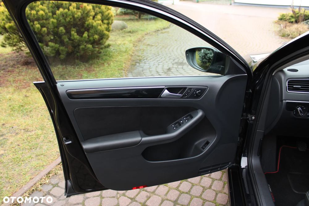 Volkswagen Jetta 1.4 TSI BMT Highline - 13