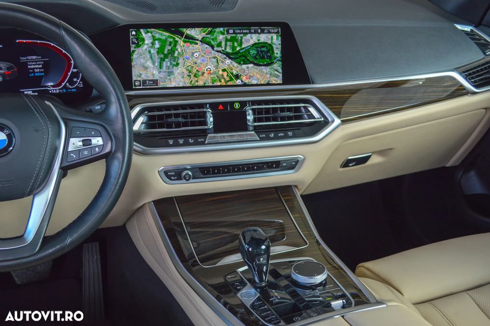 BMW X5 xDrive45e xLine - 37