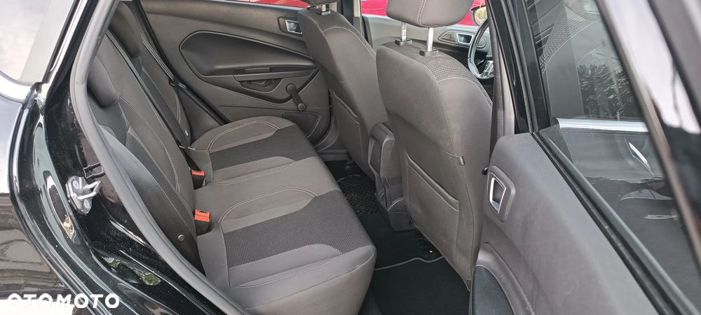 Ford Fiesta - 15