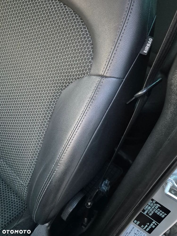 Hyundai ix35 1.6 2WD Comfort - 8