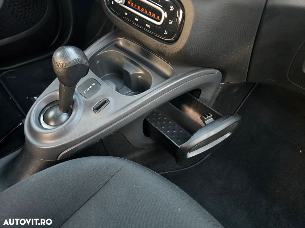 Smart Fortwo coupe EQ - 9