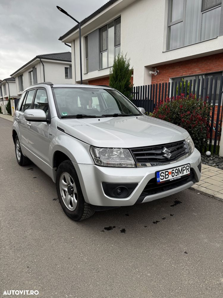 Suzuki Grand Vitara 1.9 DDiS Comfort + DPF - 2