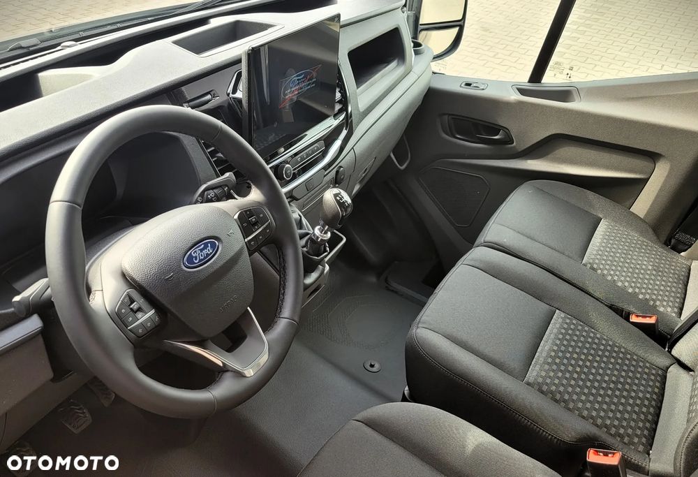 Ford Transit - 13