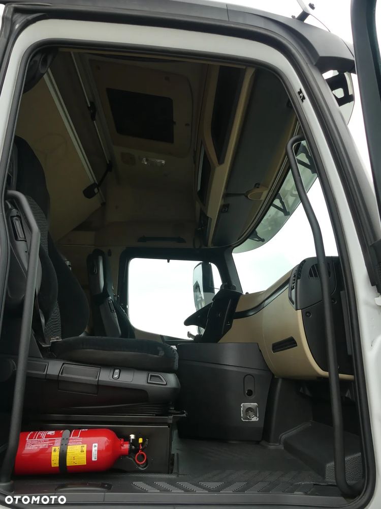Mercedes-Benz ACTROS 1842 / EURO 6 / LOW DECK / AUTOMAT / - 16