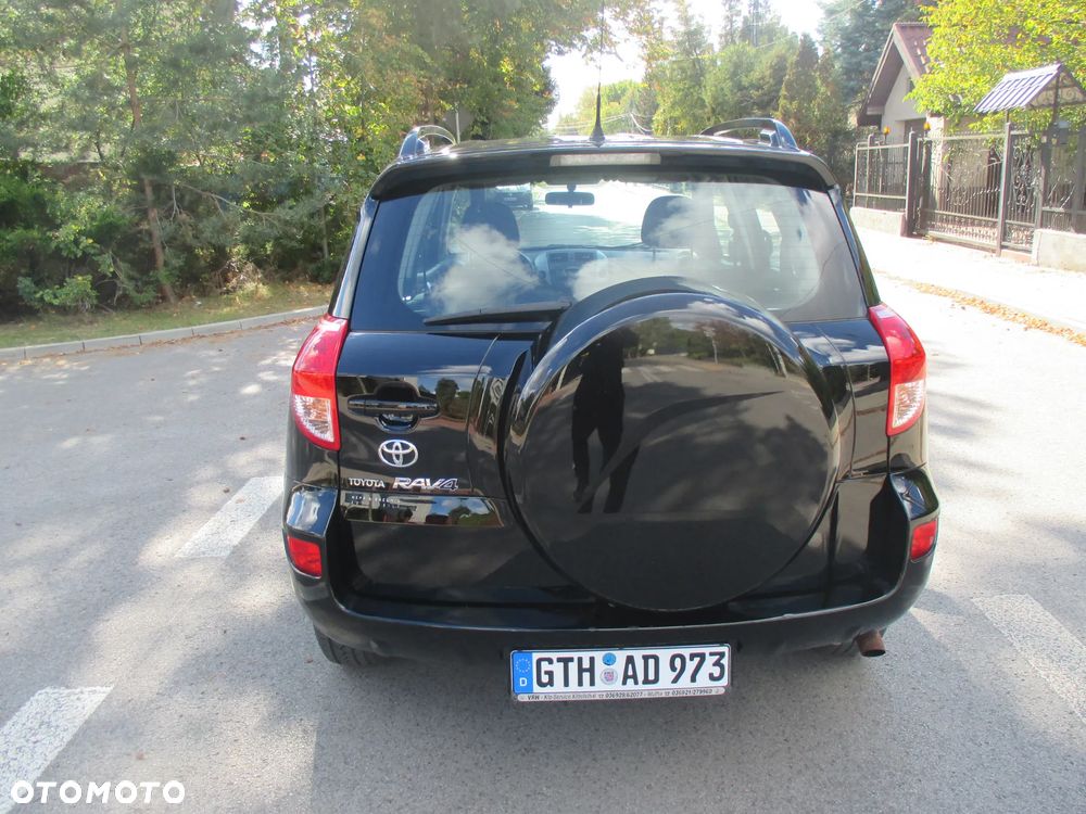 Toyota RAV4 2.0 VVT-i Sol - 18