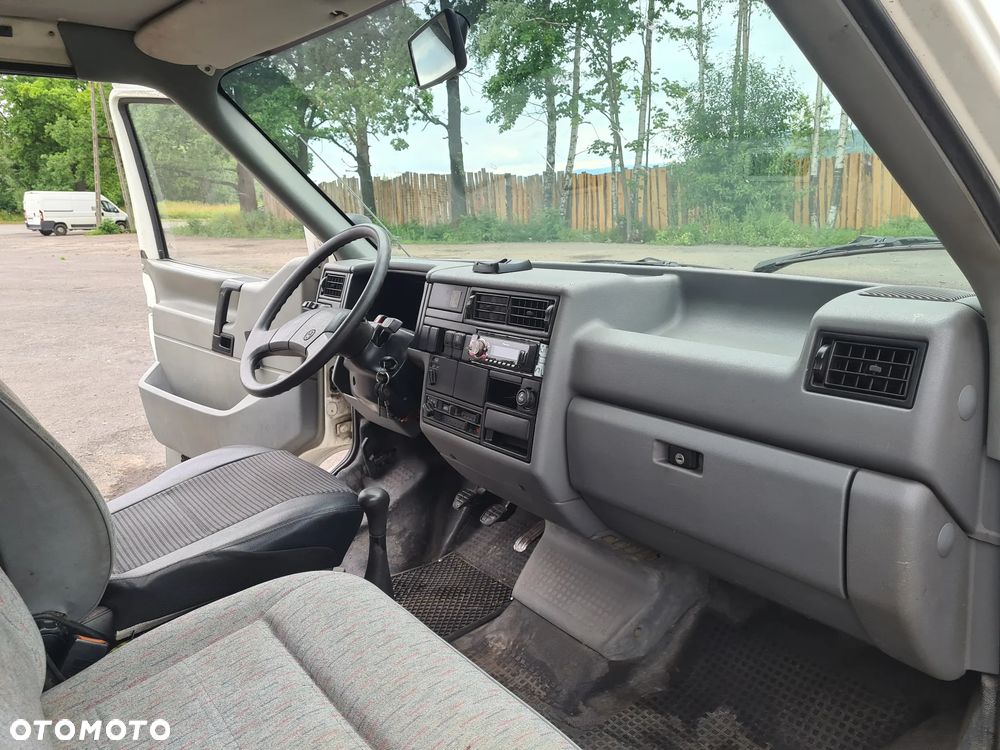 Volkswagen Transporter T4 - 21