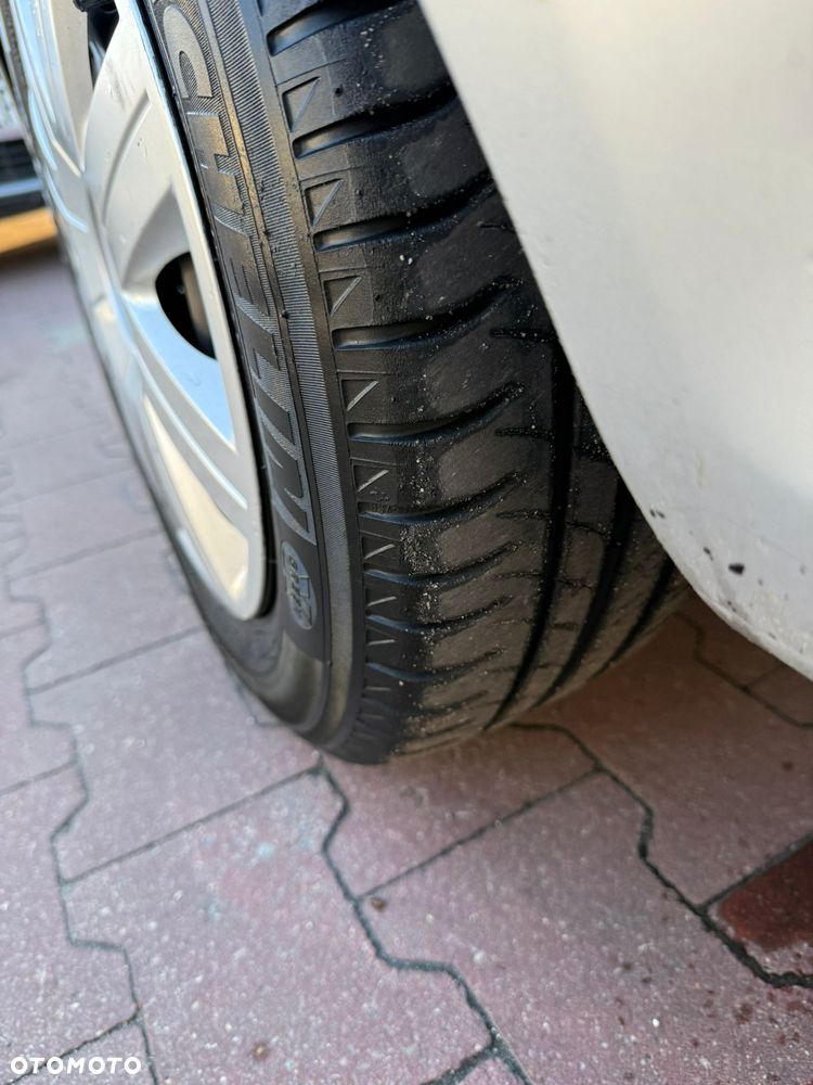 Opel Corsa - 14