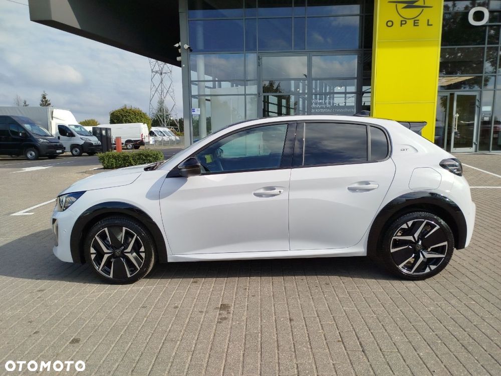 Peugeot 208 - 4