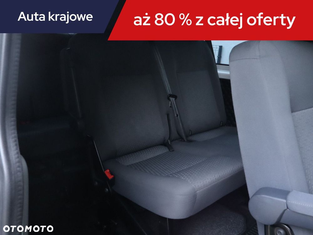Volkswagen Multivan - 20
