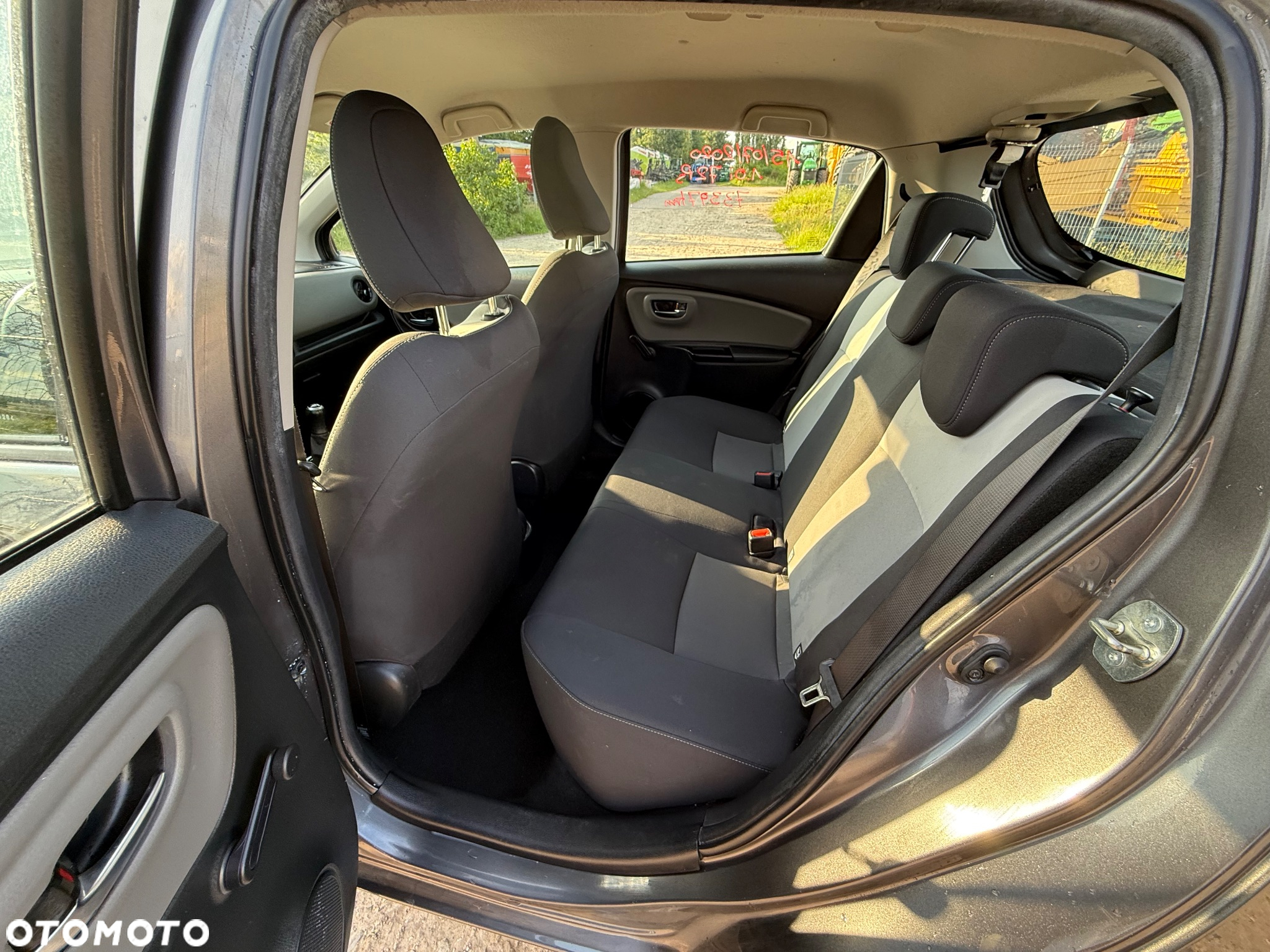 Toyota Yaris 1.0 VVT-i Comfort - 9