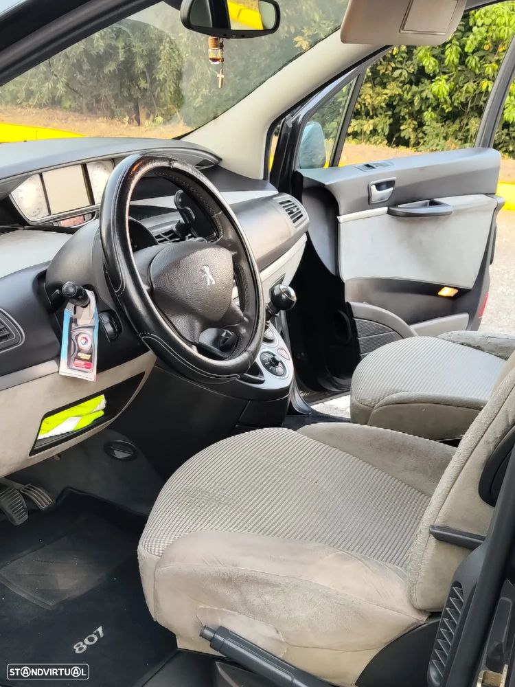 Peugeot 807 2.2 HDi Navteq - 6