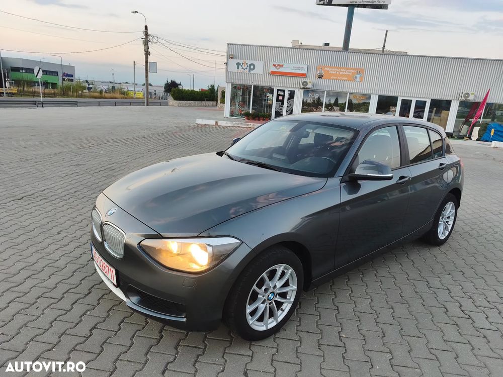 BMW Seria 1 118d Sport Line - 12