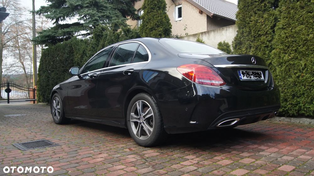 Mercedes-Benz Klasa C 200 T AMG Line - 27